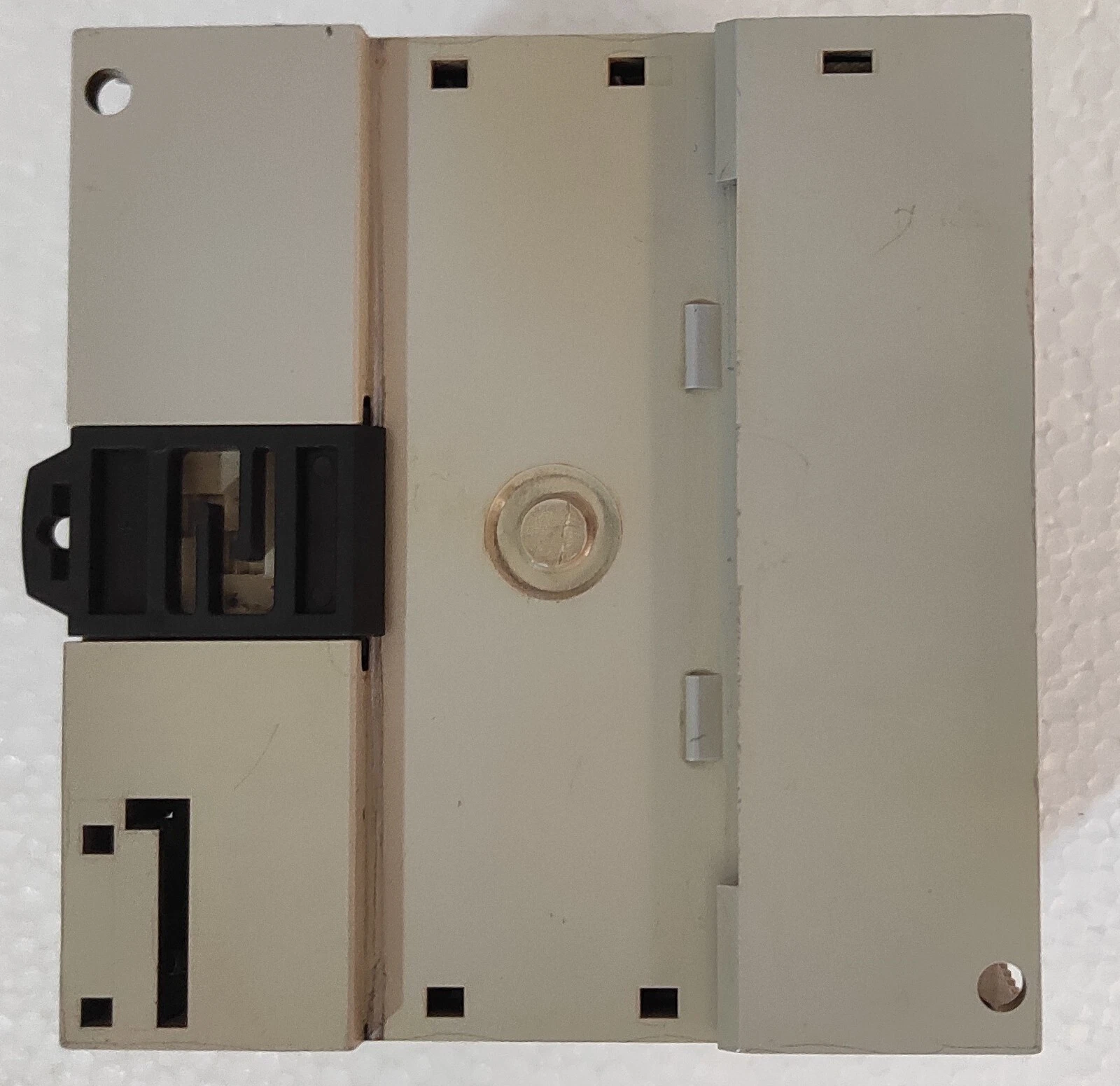 admin/uploads/uploads/IDEC FC5A-C24R2 MicroSmart Pentra PLC CPU_6.webp